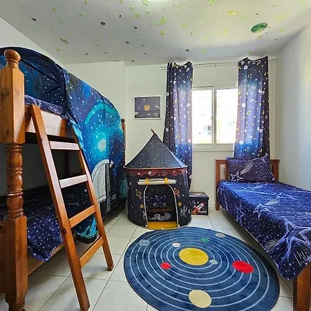 Iris Village דירה *