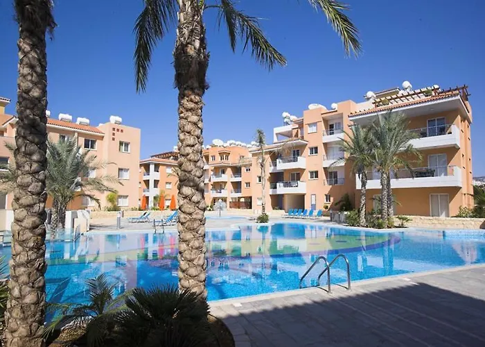 Iris Village Πάφος