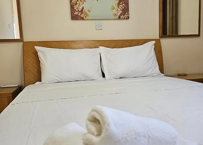 Iris Village Apartment Paphos