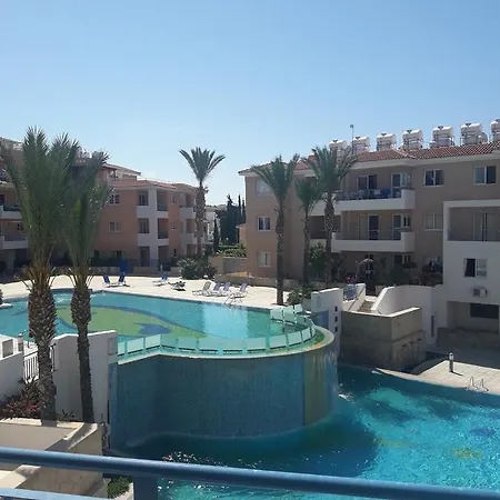 公寓 Iris Village Paphos