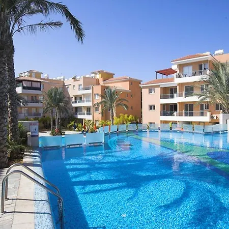 公寓 Iris Village Paphos