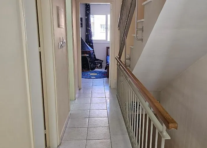 Iris Village * Paphos